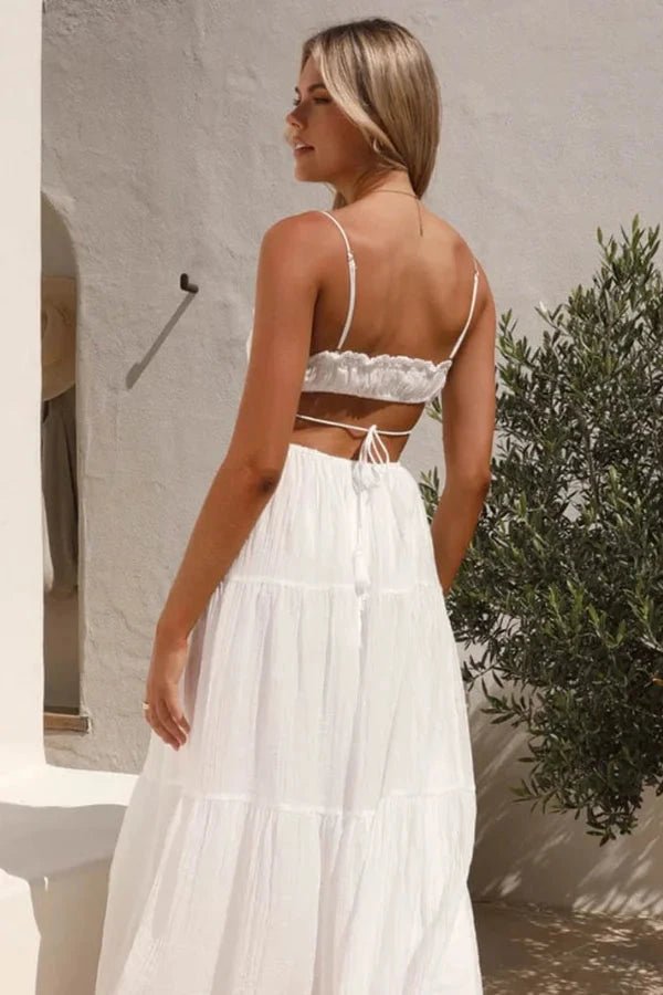 Robe maxi élégante avec un dos noué chic. 4