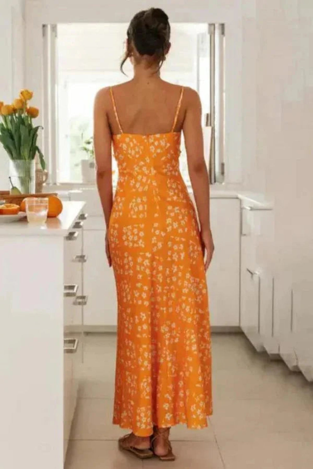 Robe midi évasée à imprimé floral chic pour femme. - 4