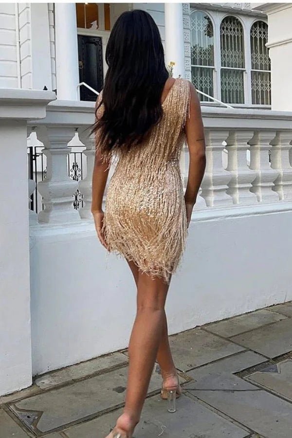 Robe mini élégante avec des sequins et des plumes. 8