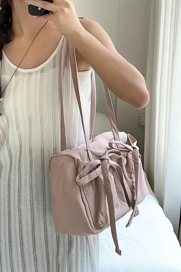 Sac à main noué, élégant et spacieux pour femme. - 4