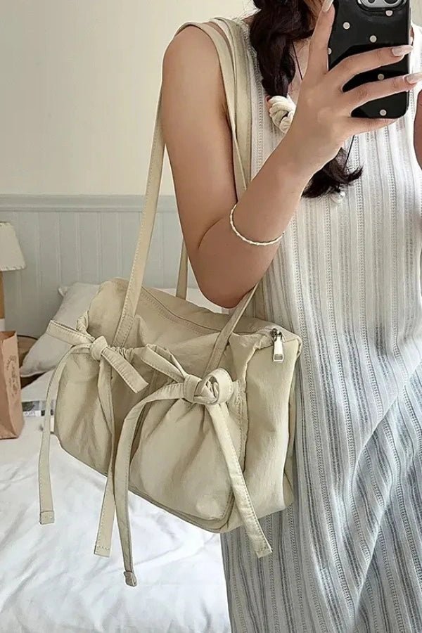 Sac à main noué, élégant et spacieux pour femme. - 7