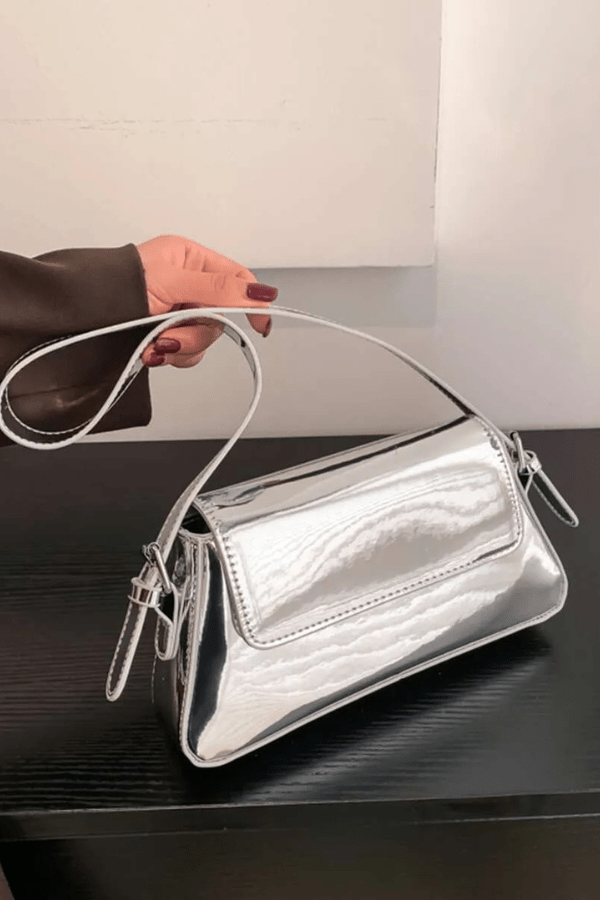 Sac bandoulière élégant et chic pour femme. - 1