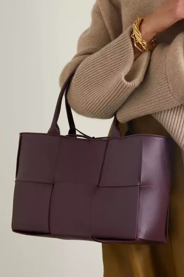 Sac bandoulière élégant pour femme, compact et pratique. - 2