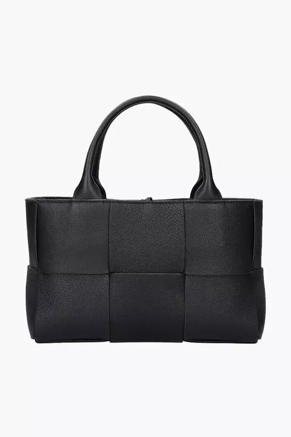 Sac bandoulière élégant pour femme, compact et pratique. - 4