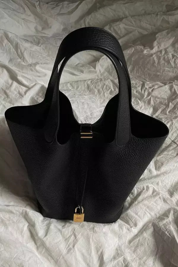 Sac cabas élégant au design chic et fonctionnel pour femme. - 7