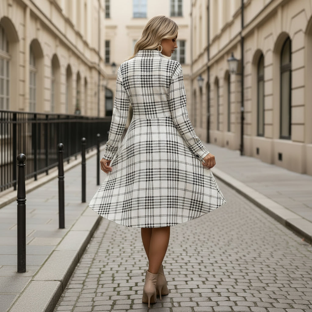 Robe élégante femme, silhouette A-ligne, motif chic et confortable. - 3