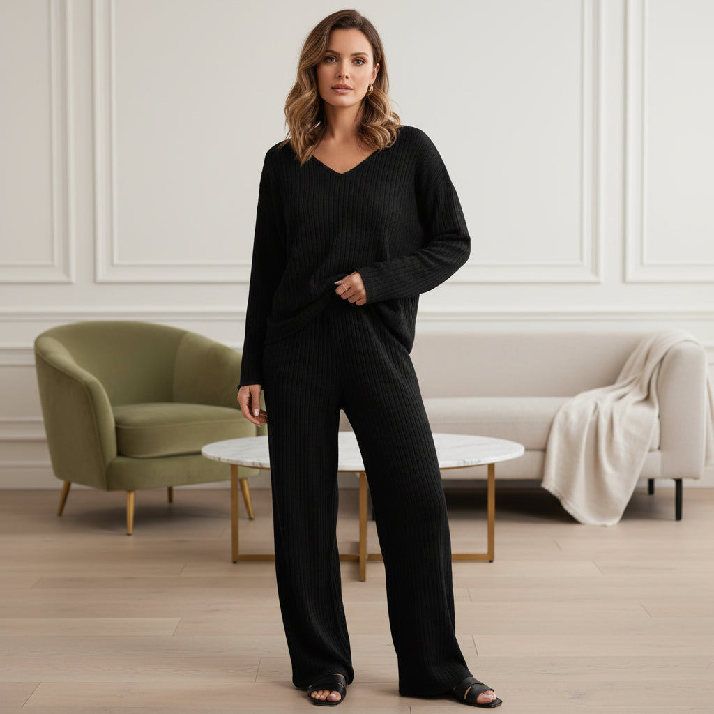 Ensemble détente femme, coupe décontractée, design moderne. - 7