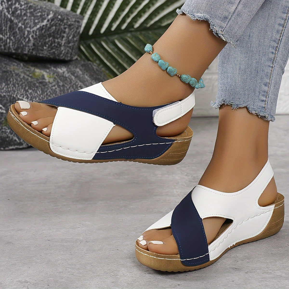Sandale femme, style élégant, confort orthopédique. 1