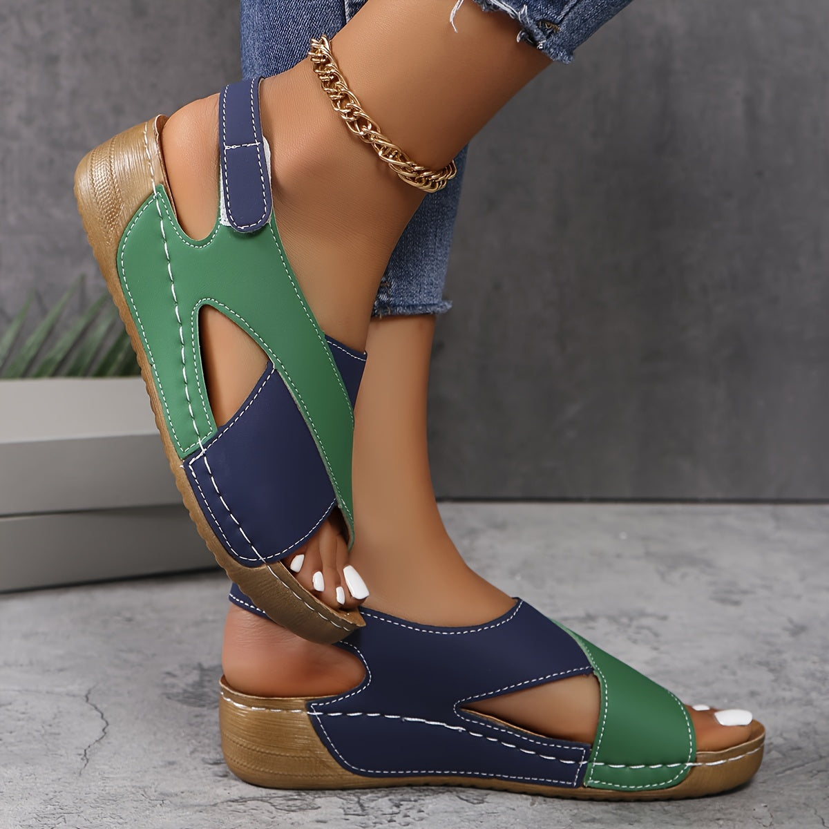 Sandale femme, style élégant, confort orthopédique. 8