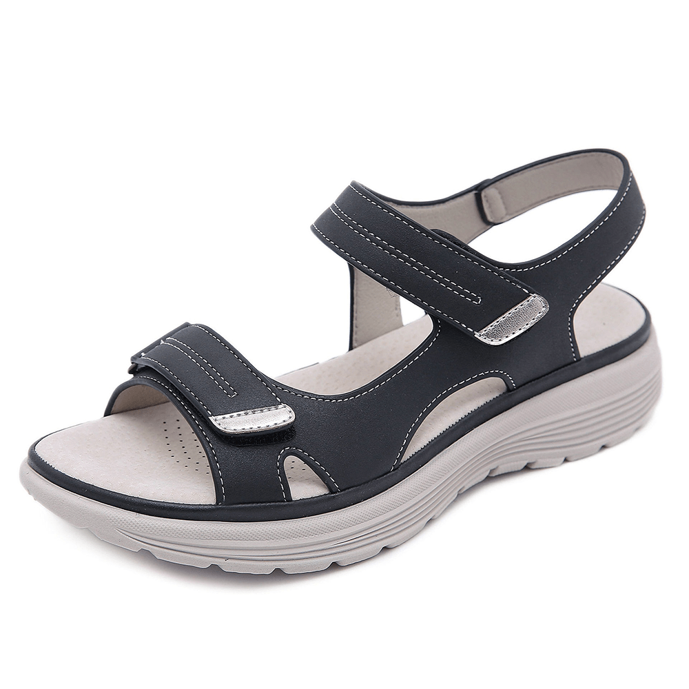 Sandales femme au design élégant, idéales pour une tenue décontractée et confortable. 0