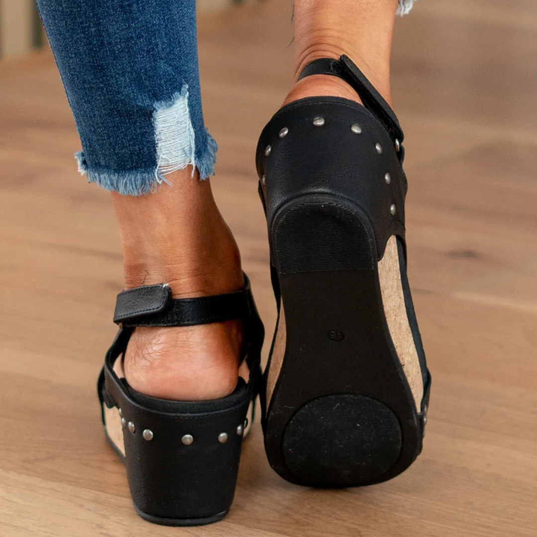 Sandales compensées, style élégant et confortable, parfaites pour les occasions décontractées. 7