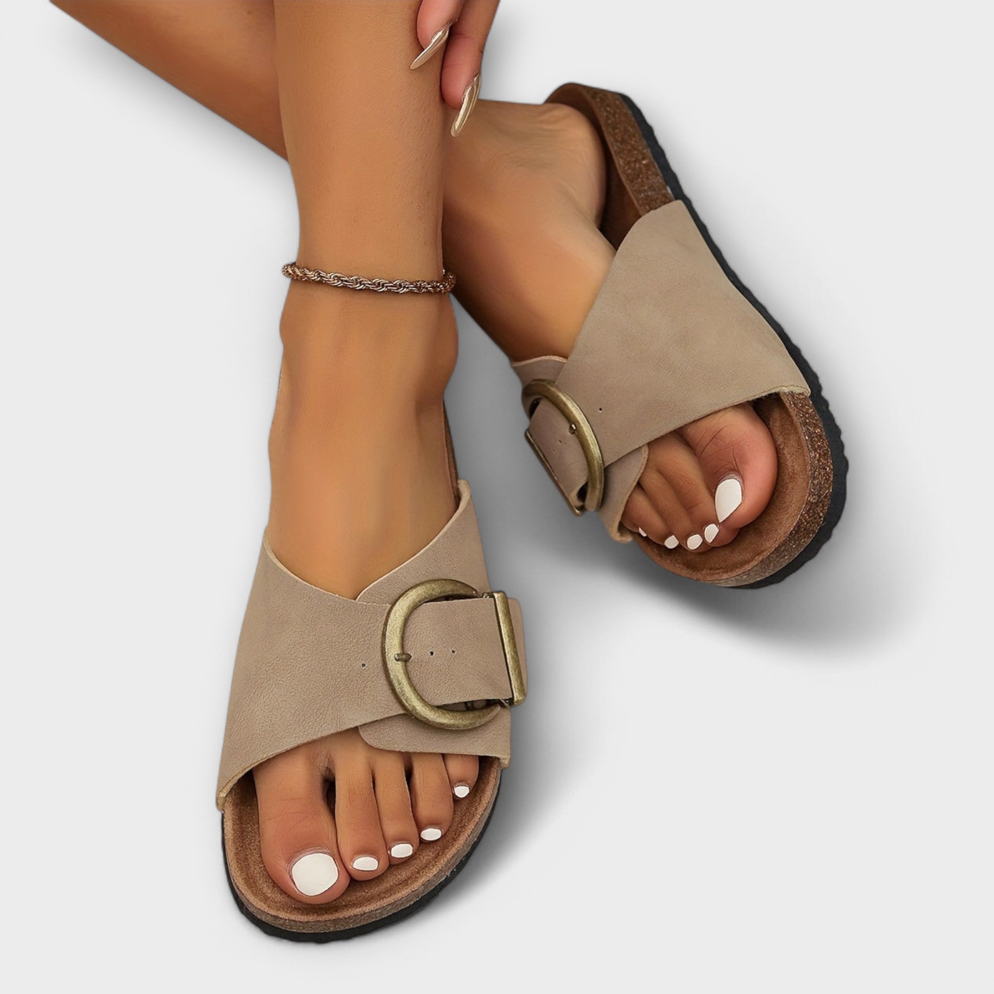 Sandales femme au design vintage élégant, idéales pour une tenue décontractée. 2